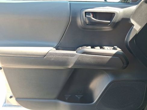 Used 2023 Toyota Tacoma SR AWD/4WD image 22