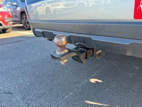 Used 2019 Subaru Outback 2.5i Premium image 13