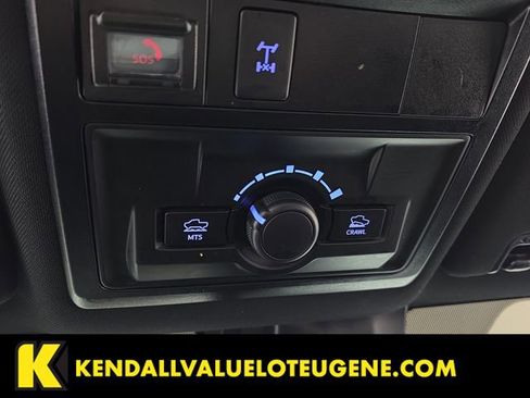 Used 2021 Toyota Tacoma TRD Off-Road w/ Technology Package image 16