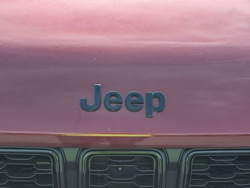 New 2025 Jeep Grand Cherokee L Altitude image 31