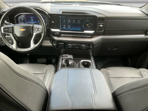 Used 2023 Chevrolet Silverado 1500 LTZ w/ LTZ Premium Package AWD/4WD image 11