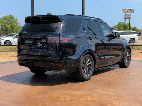 Used 2022 Land Rover Discovery HSE R-Dynamic image 2