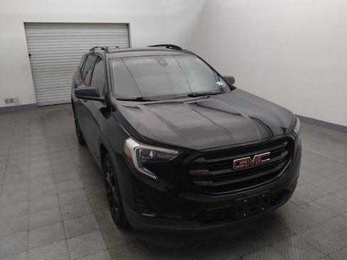 Used 2020 GMC Terrain SLE w/ Driver Convenience Package FWD image 14