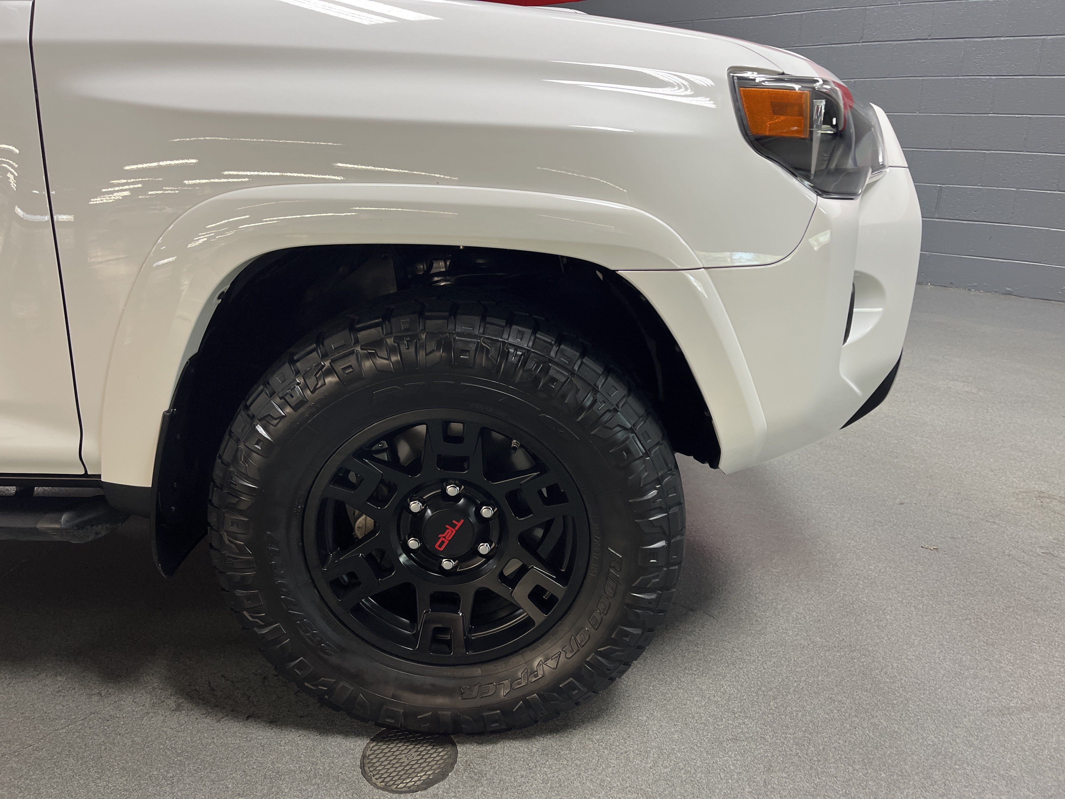Used 2024 Toyota 4Runner TRD Off-Road Premium w/ Moonroof Package AWD/4WD image 13