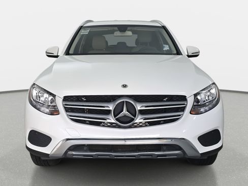 Used 2019 Mercedes-Benz GLC 300 GLC 300 image 2