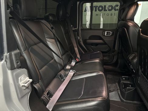 Used 2022 Jeep Gladiator Mojave w/ Cold Weather Group image 22