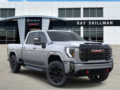 New 2026 GMC Sierra 2500 AT4 w/ LPO, Black Badging Package
