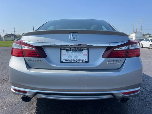 Used 2017 Honda Accord Sport Special Edition image 6