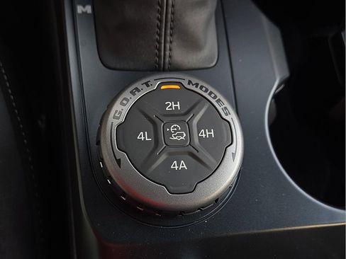 New 2025 Ford Bronco Big Bend w/ Black Diamond Package image 14