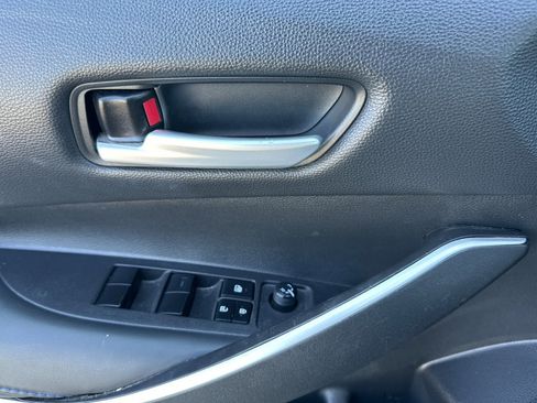 Used 2022 Toyota Corolla SE image 11