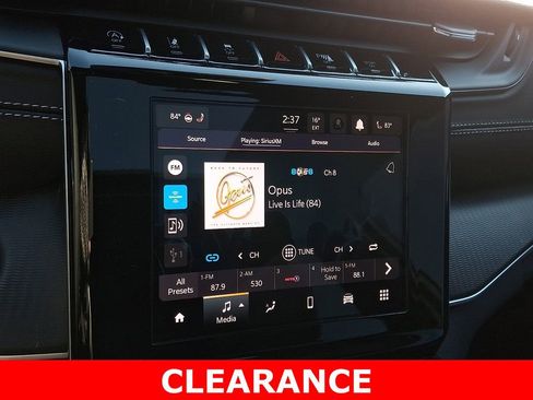 Used 2025 Jeep Grand Cherokee 4WD image 18