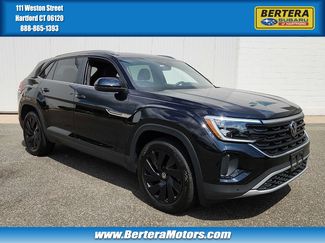 Used 2024 Volkswagen Atlas Cross Sport SE w/ Panoramic Sunroof Package AWD/4WD video 1