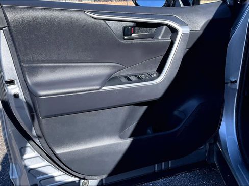 Certified 2025 Toyota RAV4 LE image 19