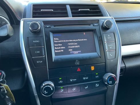 Used 2015 Toyota Camry SE image 26