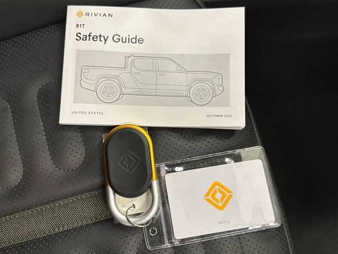 Used 2023 Rivian R1T Adventure image 39