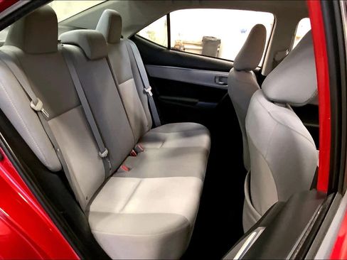 Used 2014 Toyota Corolla LE image 17