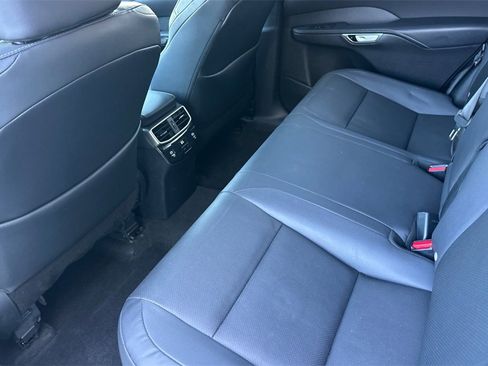 Used 2023 Lexus RX 350 AWD image 14