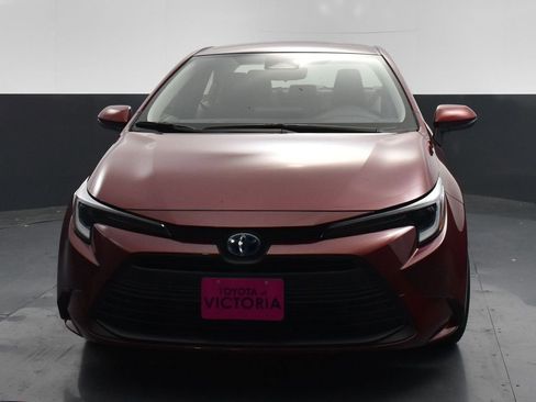 Used 2025 Toyota Corolla LE image 16