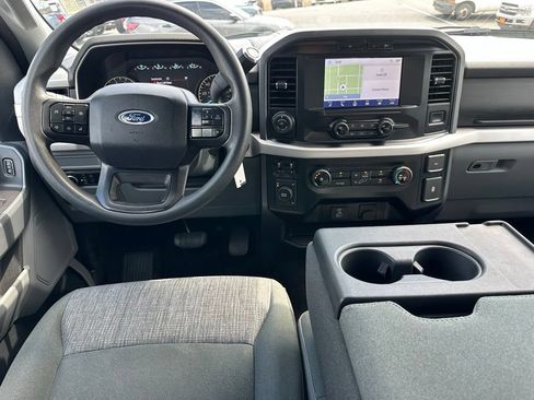 Used 2023 Ford F150 XLT w/ Trailer Tow Package AWD/4WD image 4