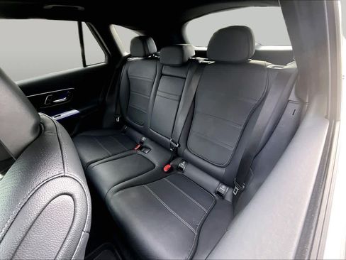 Used 2023 Mercedes-Benz GLC 300 image 20