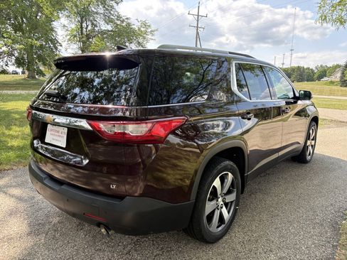 Used 2018 Chevrolet Traverse LT w/ LPO, Floor Liner Package AWD/4WD image 5