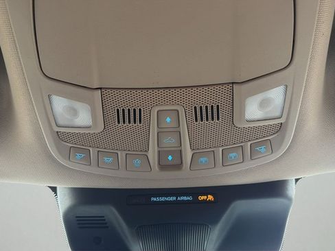 Used 2022 Ford Expedition XLT image 38