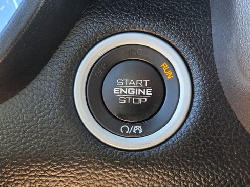 Used 2021 RAM 1500 Big Horn image 31