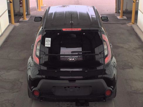Used 2014 Kia Soul + image 6