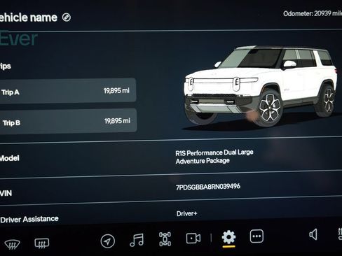 Used 2024 Rivian R1S Adventure AWD/4WD image 7