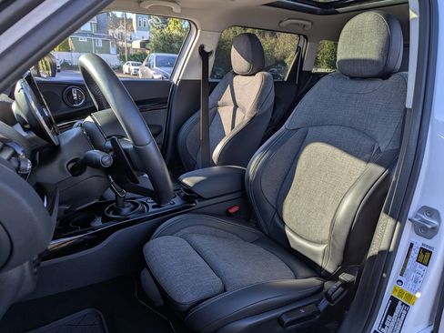 Used 2024 MINI Cooper Clubman S image 26