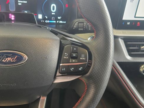 Used 2025 Ford Explorer ST-Line image 16