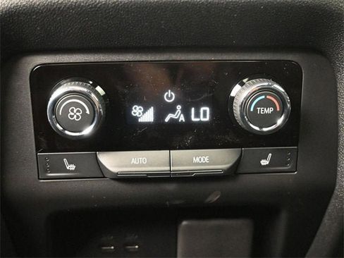 New 2026 Chevrolet Traverse RS image 21