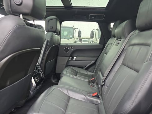 Used 2019 Land Rover Range Rover Sport HSE AWD/4WD image 16