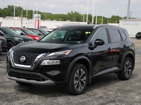 Certified 2023 Nissan Rogue SV w/ SV Premium Package AWD/4WD image 7