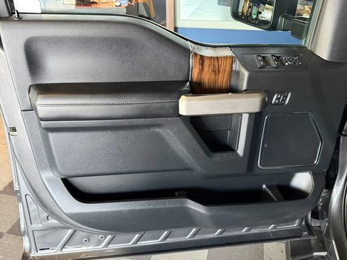 Used 2020 Ford F150 Lariat w/ Equipment Group 502A Luxury AWD/4WD image 26