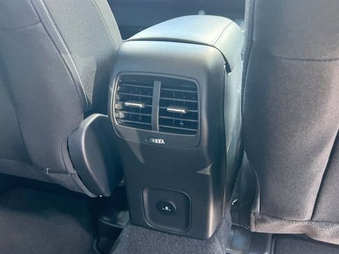 Used 2025 Ford Escape Active w/ Tech Pack #1 AWD/4WD image 23