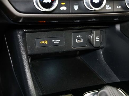 Certified 2024 Acura Integra image 18