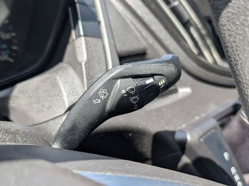 Used 2018 Ford Transit 250 130 Low Roof RWD image 19