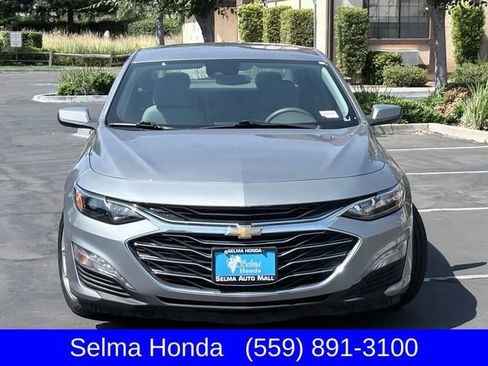 Used 2024 Chevrolet Malibu LT FWD image 3