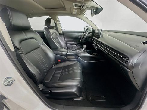 Certified 2024 Honda HR-V EX-L image 5