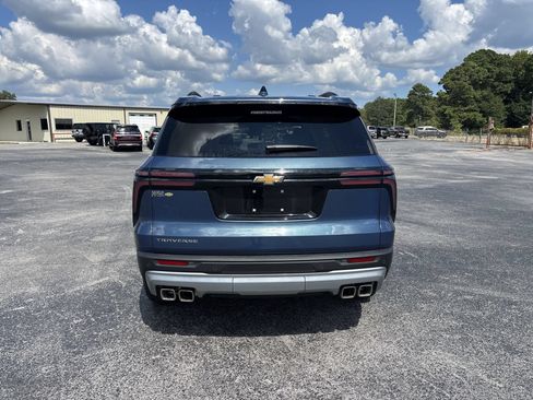 Used 2026 Chevrolet Traverse LT w/ Driver Confidence Package FWD image 14