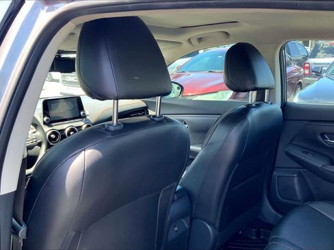 Used 2021 Nissan Sentra SR w/ SR Premium Package FWD image 13
