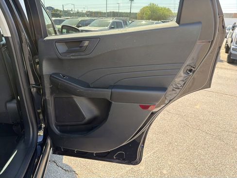 Used 2022 Ford Escape SE FWD image 20