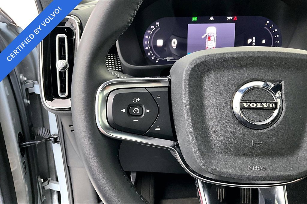 Used 2024 Volvo XC40 B5 Plus w/ Protection Package Premier AWD/4WD image 23