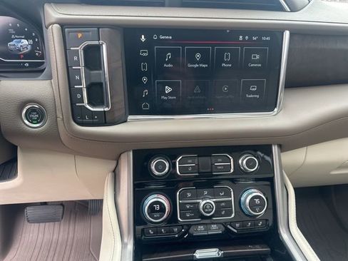 Used 2023 GMC Yukon Denali w/ Denali Reserve Package image 19