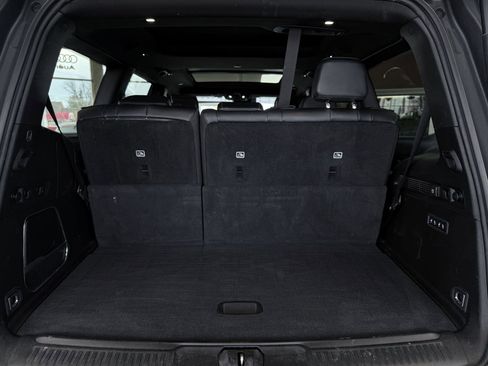 Used 2022 Jeep Wagoneer Series III w/ Premium Group I image 18