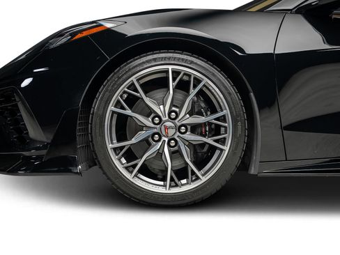 Used 2023 Chevrolet Corvette Stingray Premium Cpe w/ Z51 Performance Package RWD image 23