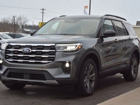 New 2026 Ford Explorer Active w/ Active Comfort Package image 12