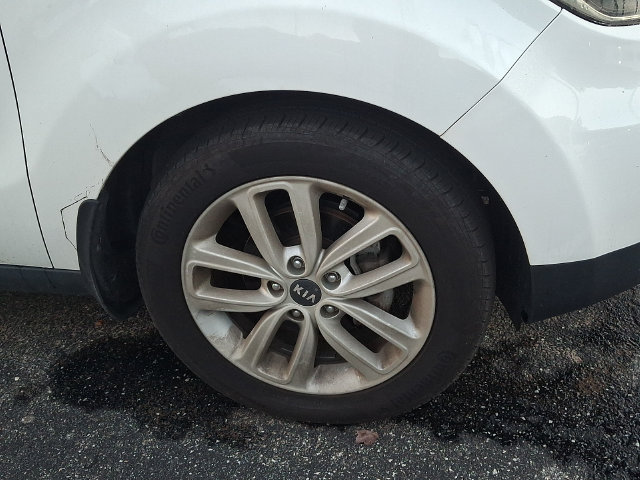 Used 2018 Kia Soul + FWD image 4