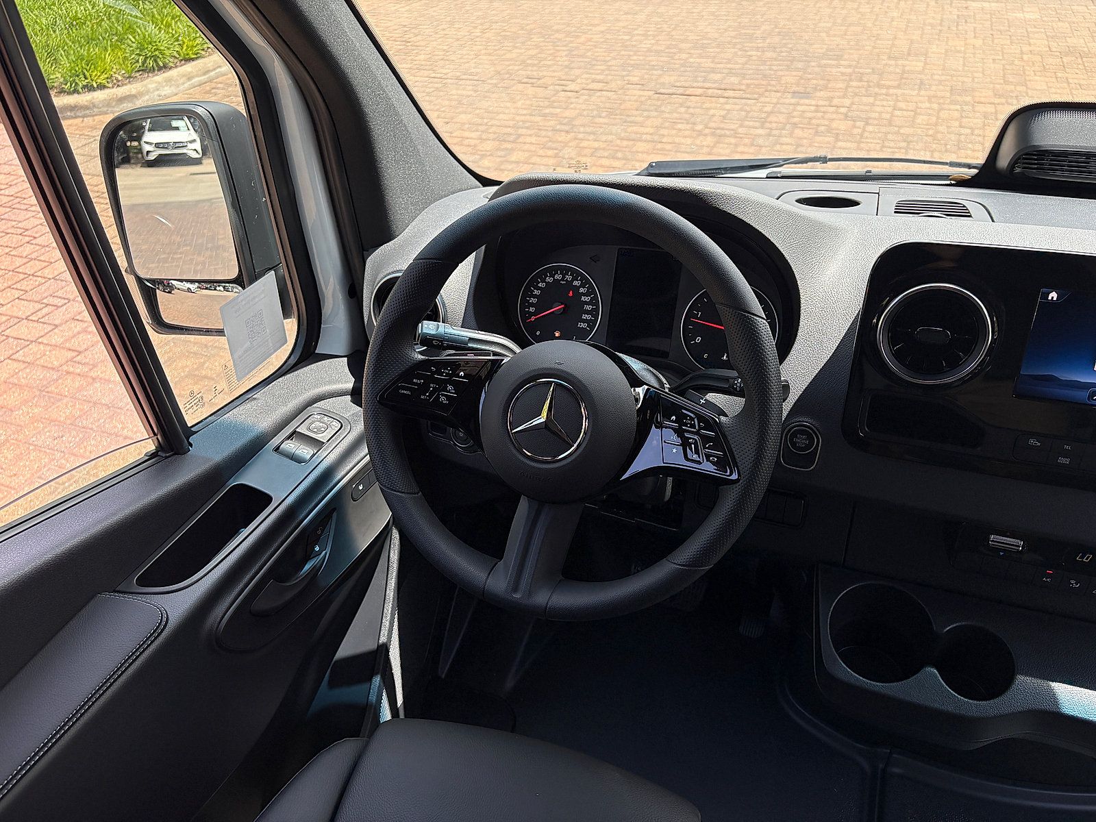 New 2026 Mercedes-Benz Sprinter 2500 image 10